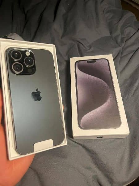 Iphone 15 pro max active open box JV 256gb 0