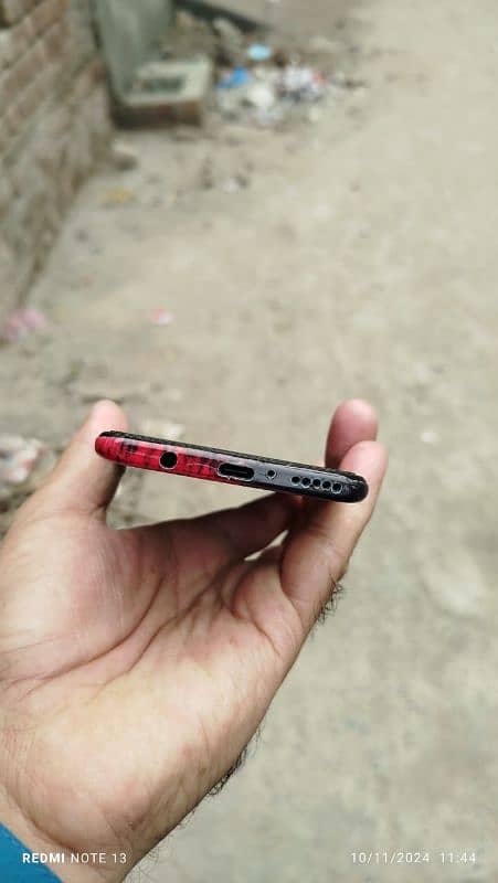 Huawei p30 lite 4 128 all OK pech apart duoll sim koi fullt nahi all 2