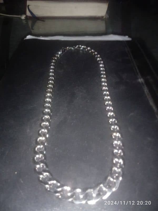 MENS NECK CHAIN AT CHEAP RATES. 0