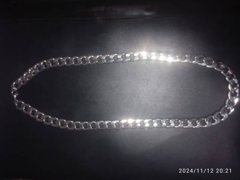 MENS NECK CHAIN AT CHEAP RATES. 1