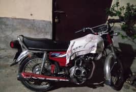 125 Honda for sale in good condition single hand use