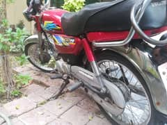 Honda CD 70 Model 2014 in an eminent condition.