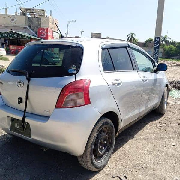 Toyota Vitz 2006 4