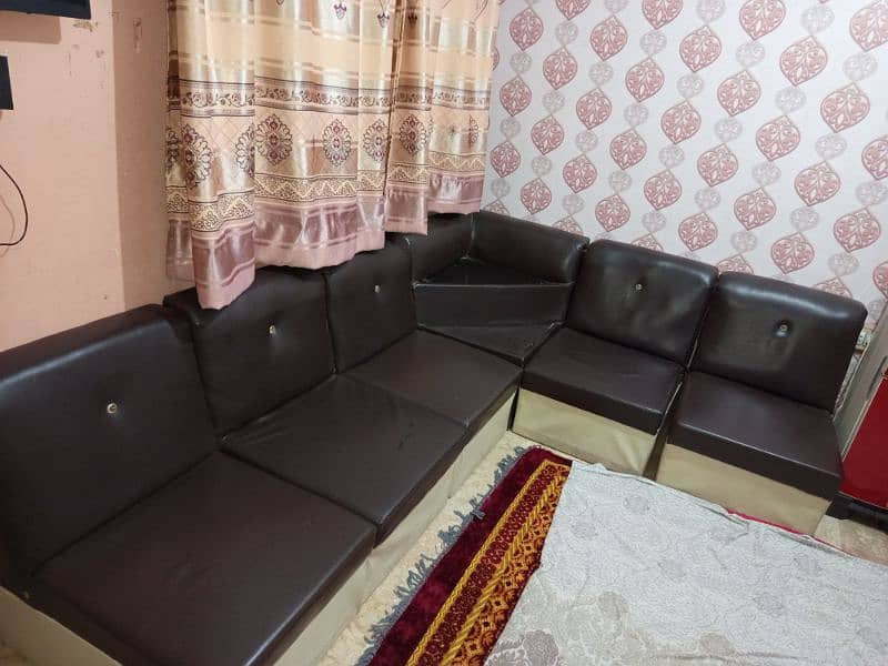 5 seater sofa with 1 corner 2