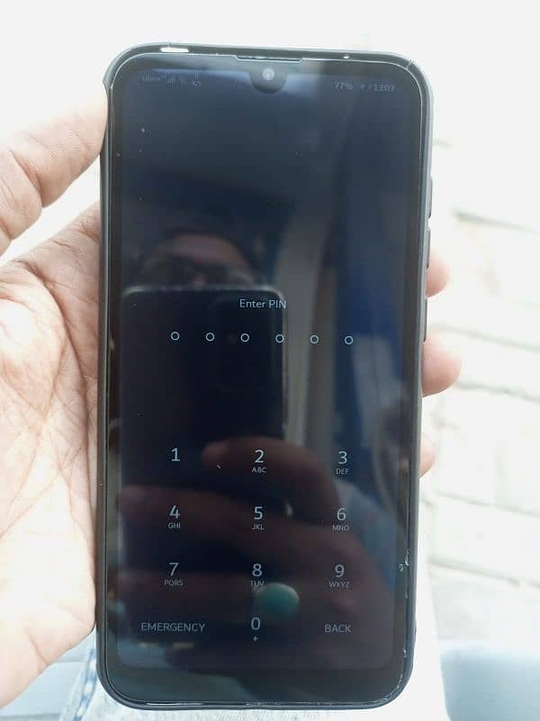 HUAWEI y9 3gb ram 32bg storig 3