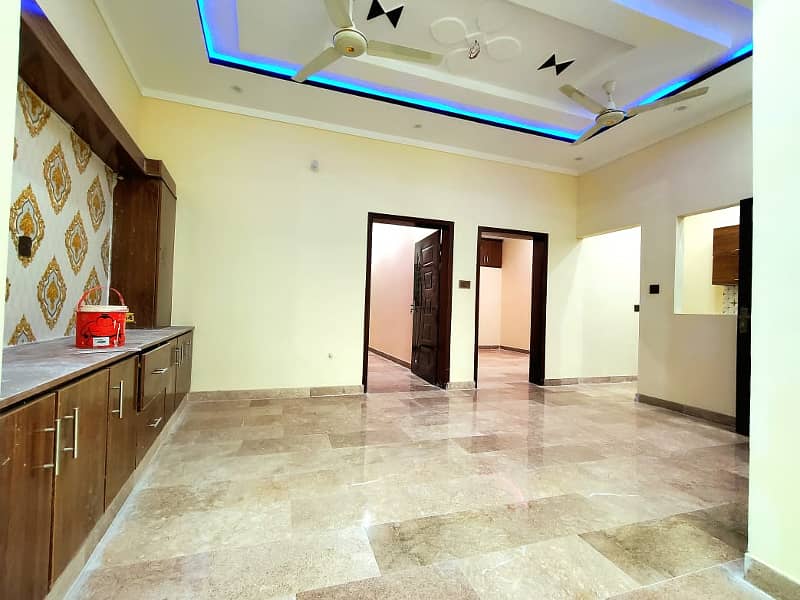 Brand new 2.5 story house for sale in wakeel colony near Gulzar e Quaid 0