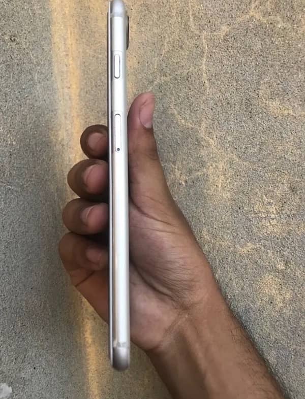 IPHONE 8 plus 64GB PTA APPROVED 5