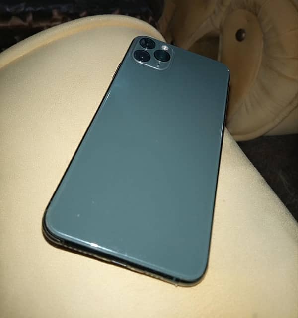 iphone 11 Pro Max Factory 2