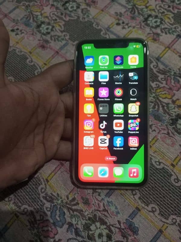 Iphone 11,64 GB,JV , Battery Health 98 1