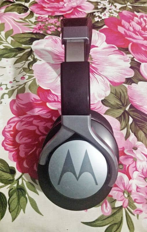 Motorola Pulse Max Original Wired Headphone 2