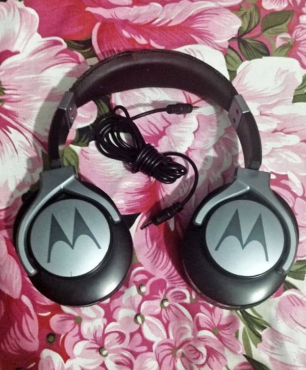 Motorola Pulse Max Original Wired Headphone 4