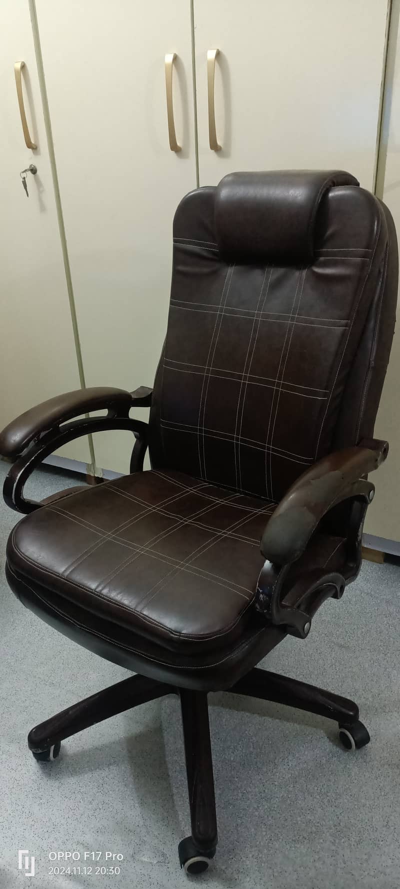 chair for sale 0