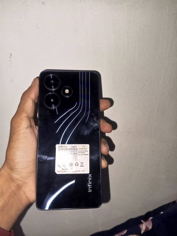 Infinix hot 30 8 128 with full box sale and exchange 5