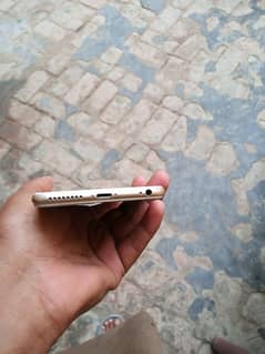 Iphone 6 plus 64 gb orignal betry 81 health bypas