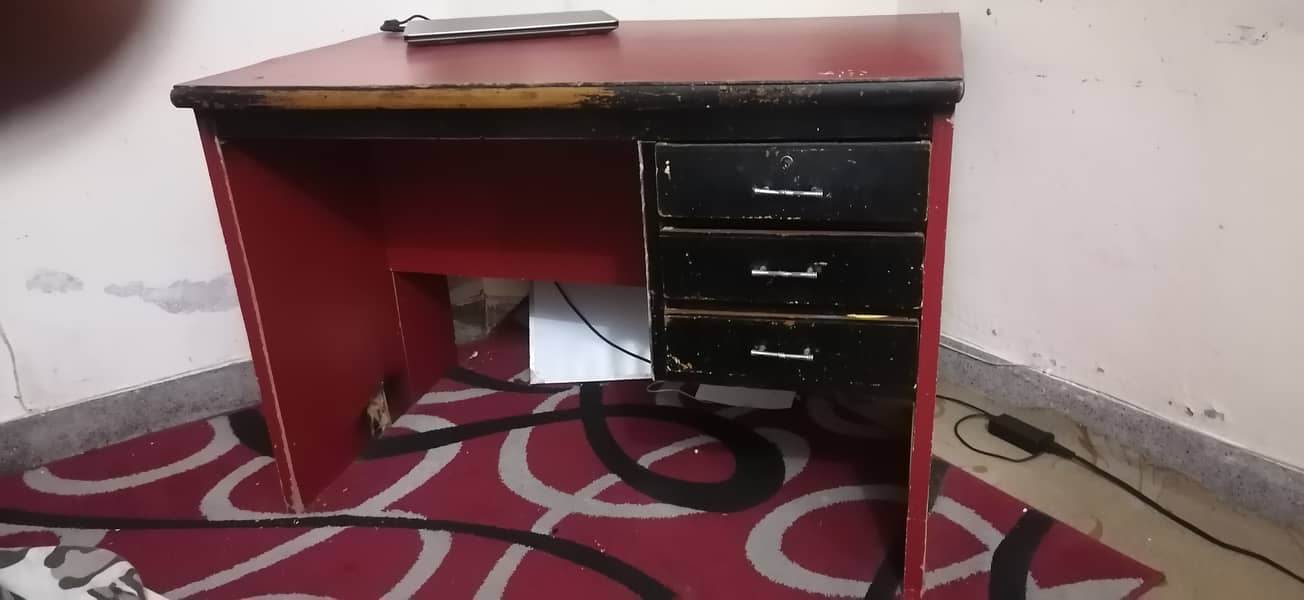 Study table for sale 3