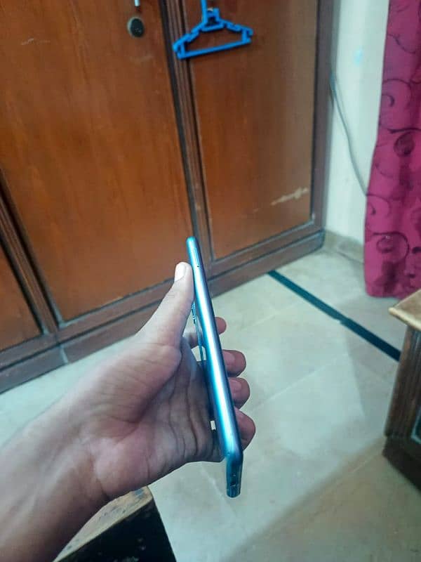 Tecno Spark 7 pro 4