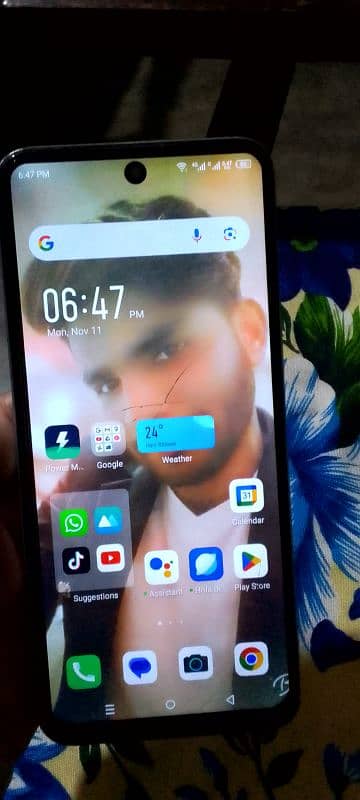 Infinix hot 30 play al ok ha Price Kam ho ja gi   with box 03440679201 8