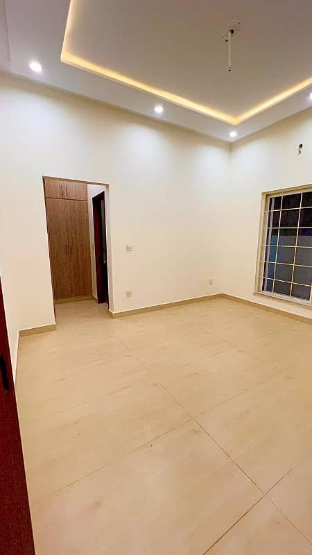 Brand New Luxurious House Is Available For Sale 6