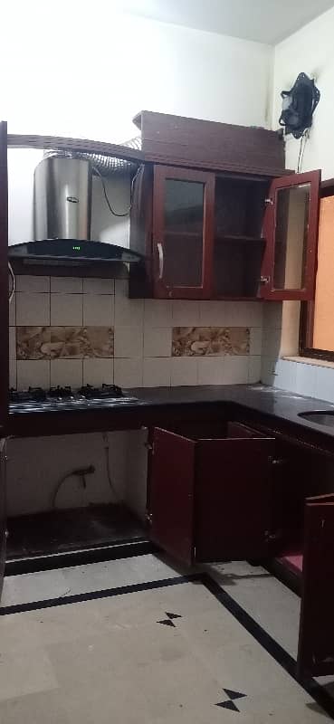 Upper Portion Available for rent in g11 4