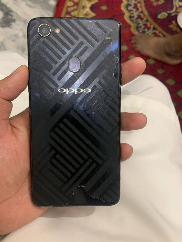 Oppo f7 4/64 with box all ok condition 1