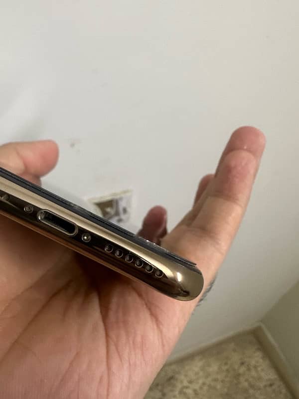 iPhone 11 Pro 256gb PTA APPROVED 3