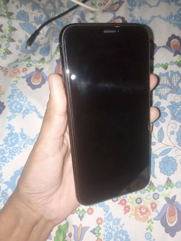 iphone XR jv (89 battery health condition good 2