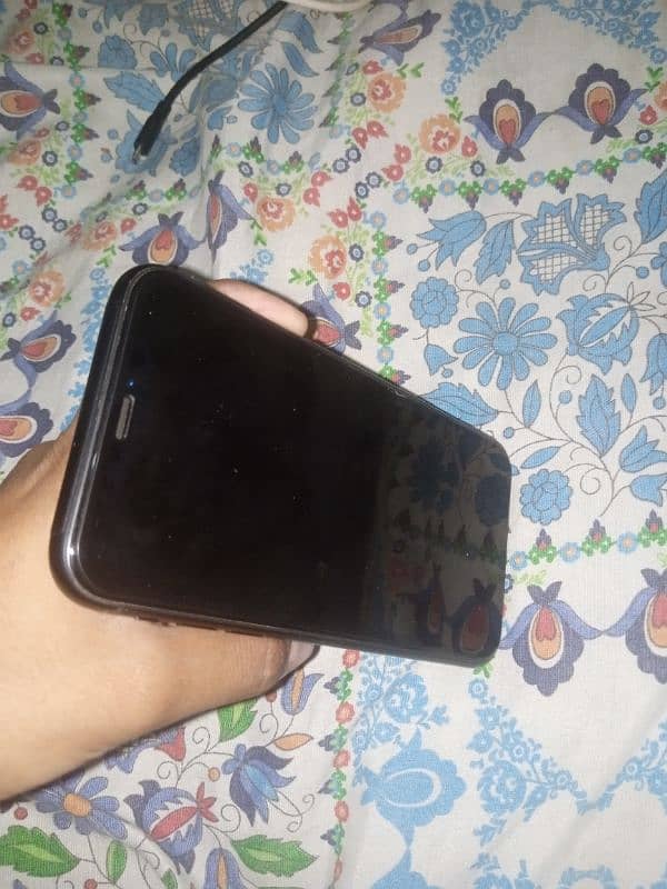 iphone XR jv (89 battery health condition good 3