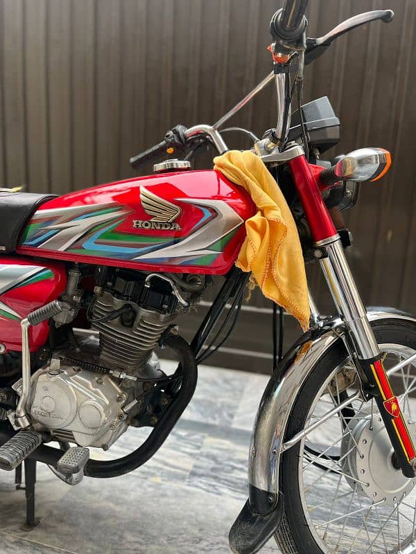 Honda 125 2023 6