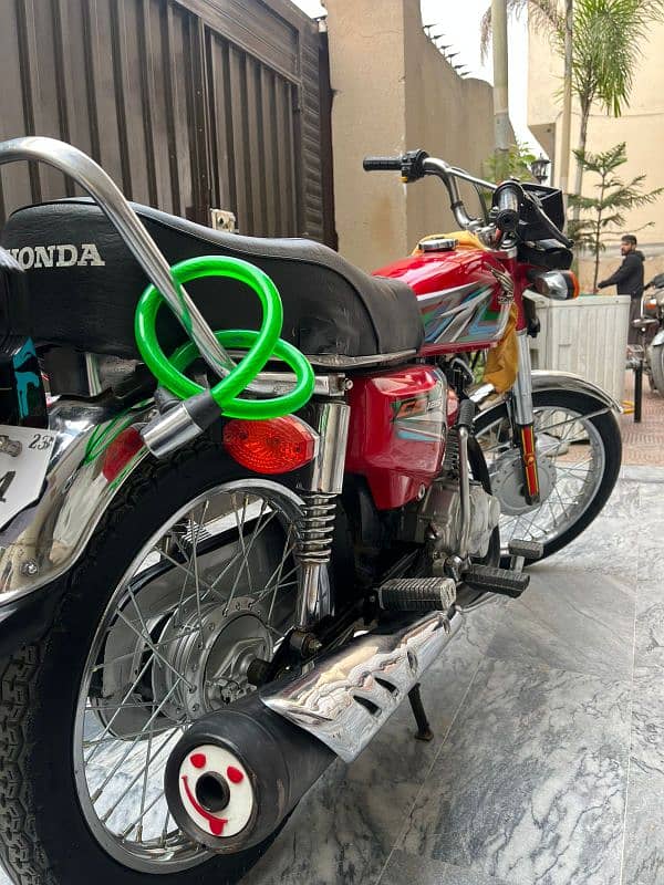 Honda 125 2023 9