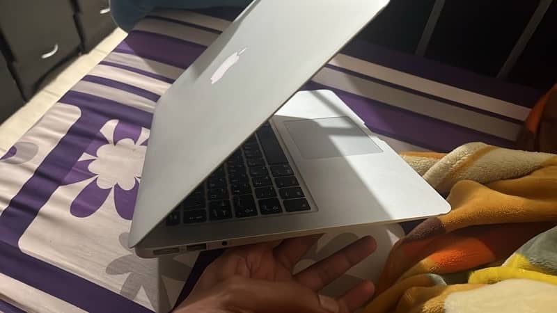 MacBook Air 17 for sale - Very good condition - No any fault 0