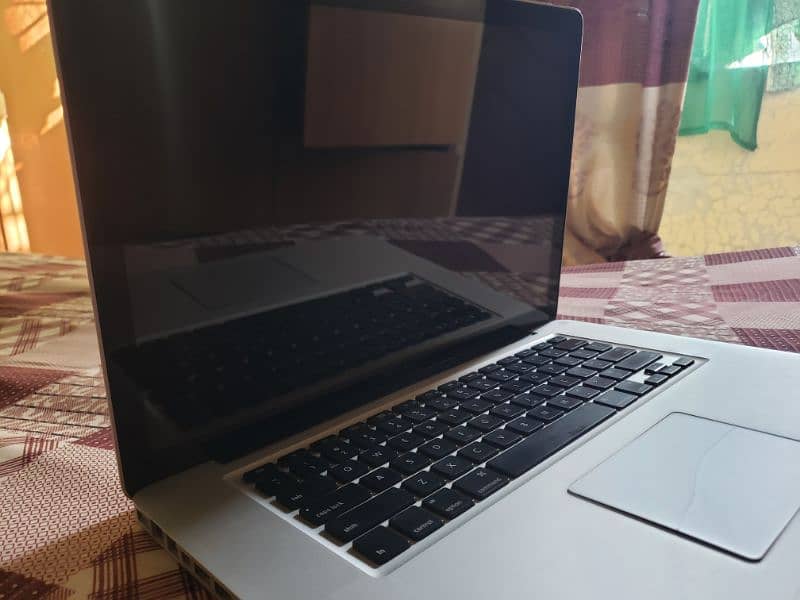 Macbook Pro 2012 i7 3rd gen 16 Gb Ram 160 GB Rom 6