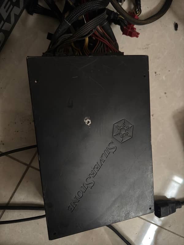 Silverstone 1500w Power Supply 2