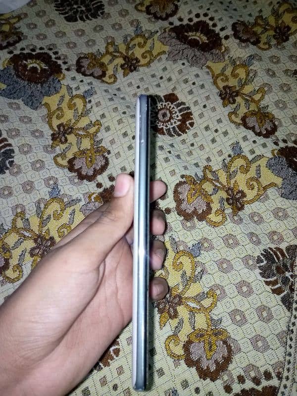 Samsung A51 Full Box 4