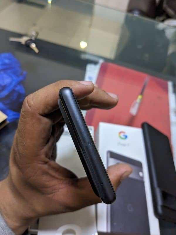 Google Pixel 7  Canada variant Ram 8 Gb Rom 128 gb 6