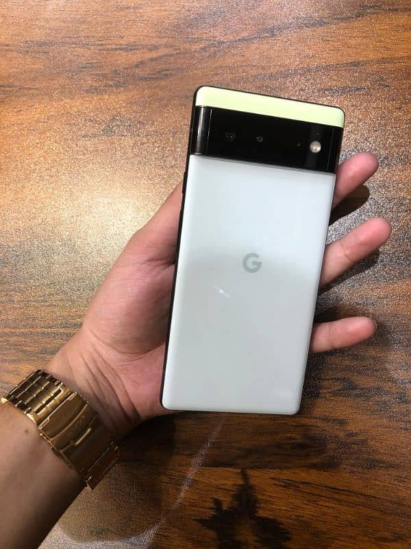 Google Pixel 6  8/128Gb 0