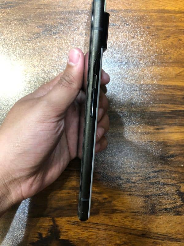 Google Pixel 6  8/128Gb 4