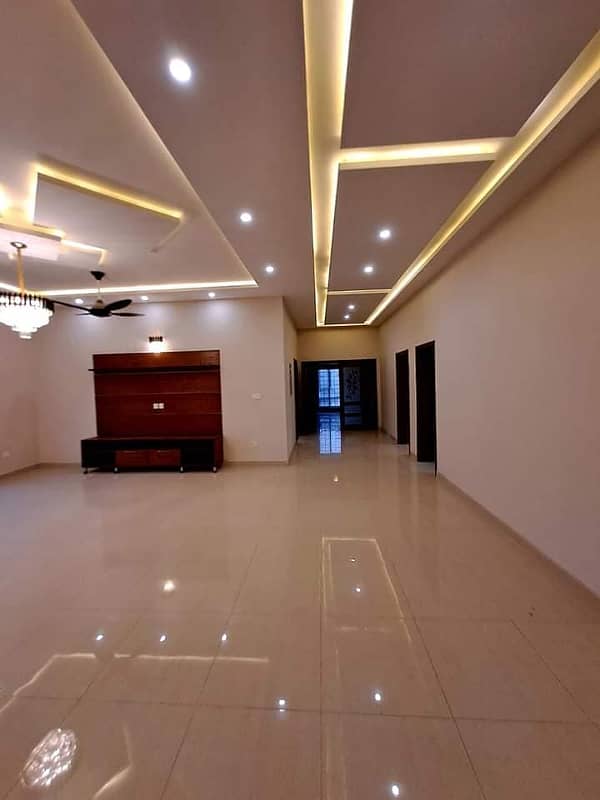 10 Marla Neat And Clean Ground Portion Available for Rent in Gulraiz 9