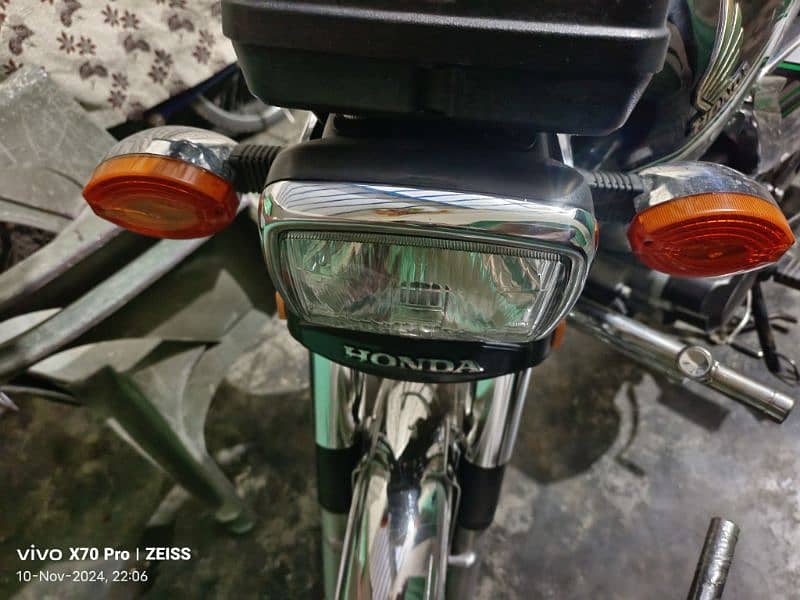 Honda cg 125 self-start special edition 4