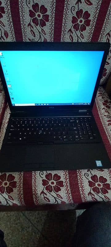 Dell Latitude 5580 Core i5 - 6th Gen 3