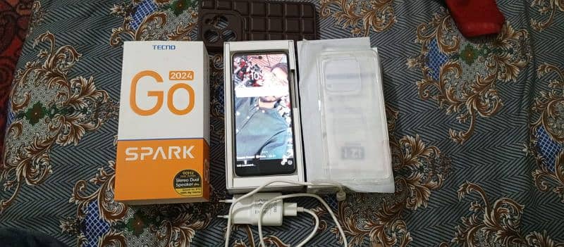 Tecno spark GO 8