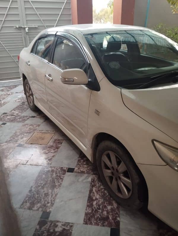 Toyota Altis 1.6 2013  car for sale 10 by 10 condition punjab number 6