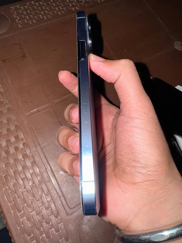 I phone 13pro max non pta 7