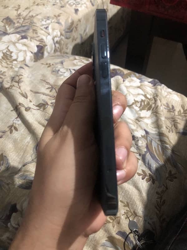 I Phone 12 Pro 128GB Non PTA (factory unlock) 10/10 1