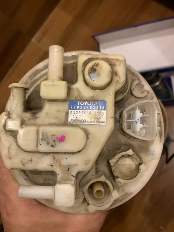 Toyota Corolla Fuel Pump Assembly Original 2