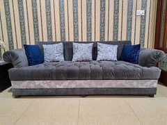 Sofa set with table