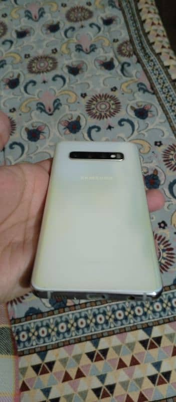 Samsung . s10 4