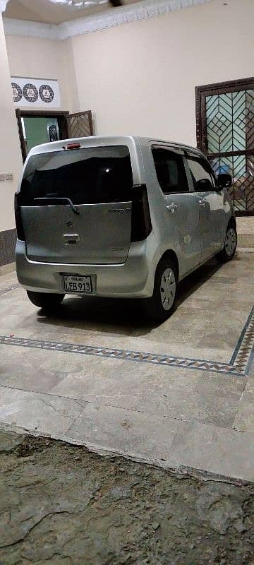 Suzuki Wagon R 2014 10