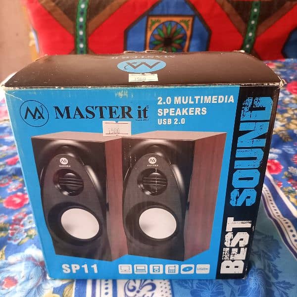 Multimedia speakers 7