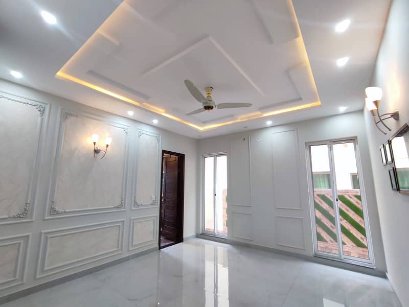 defence raya  1 KANAL LUXURY BRAND NEW HOUSE FOR SALE IN BAHRIA TOWN LAHORE (100% ORIGINAL AD) 34