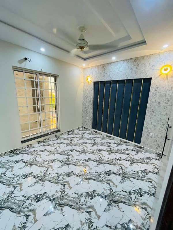 DEFENCE RAYA 5 MARLA BEAUTIFUL BRAND NEW HOUSE FOR SALE IN BAHRIA TOWN LAHORE 6